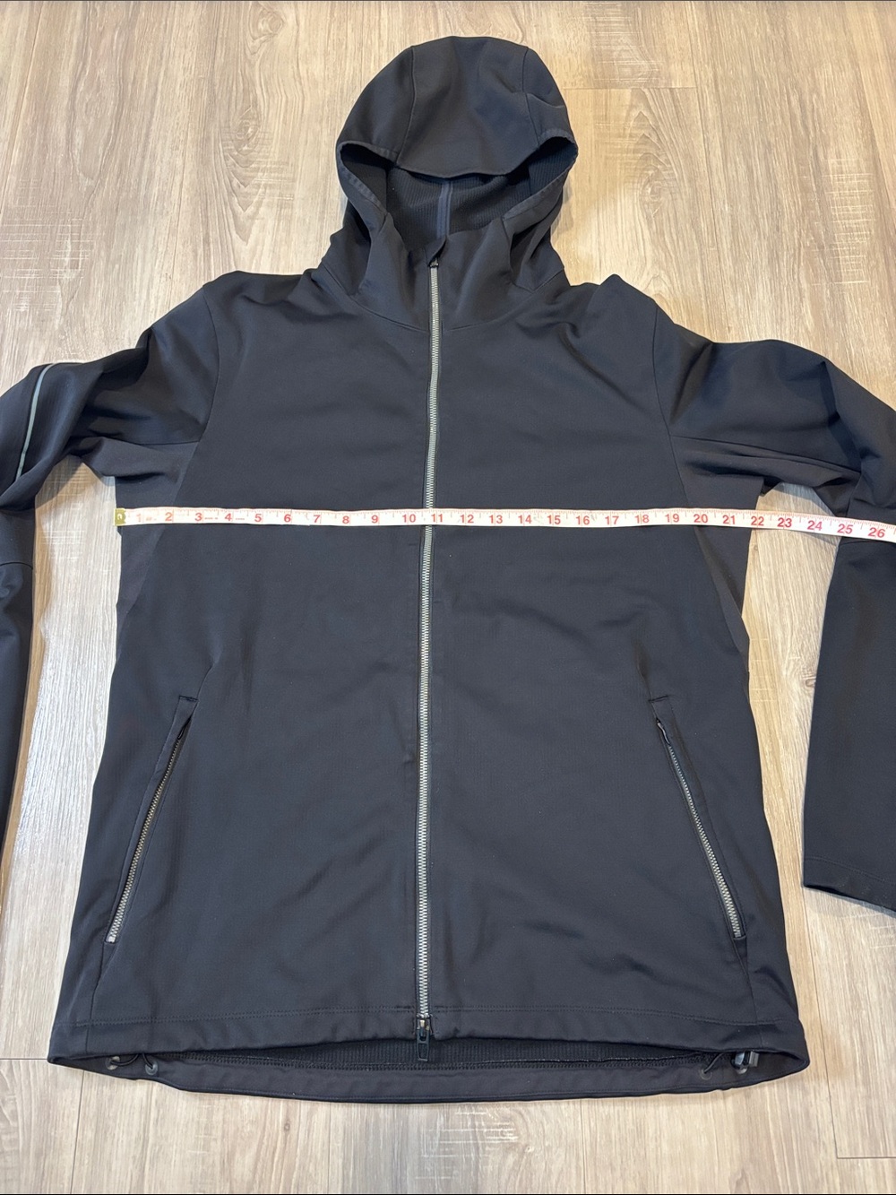 Lululemon Fleece Back Soft Shell Jacket - Picture 15 of 16